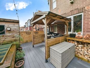 Photo 11- click for photo gallery